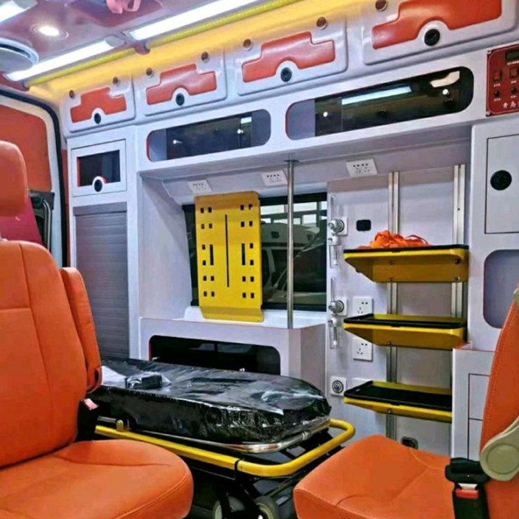 南漳长途救护车护送病人租赁价格